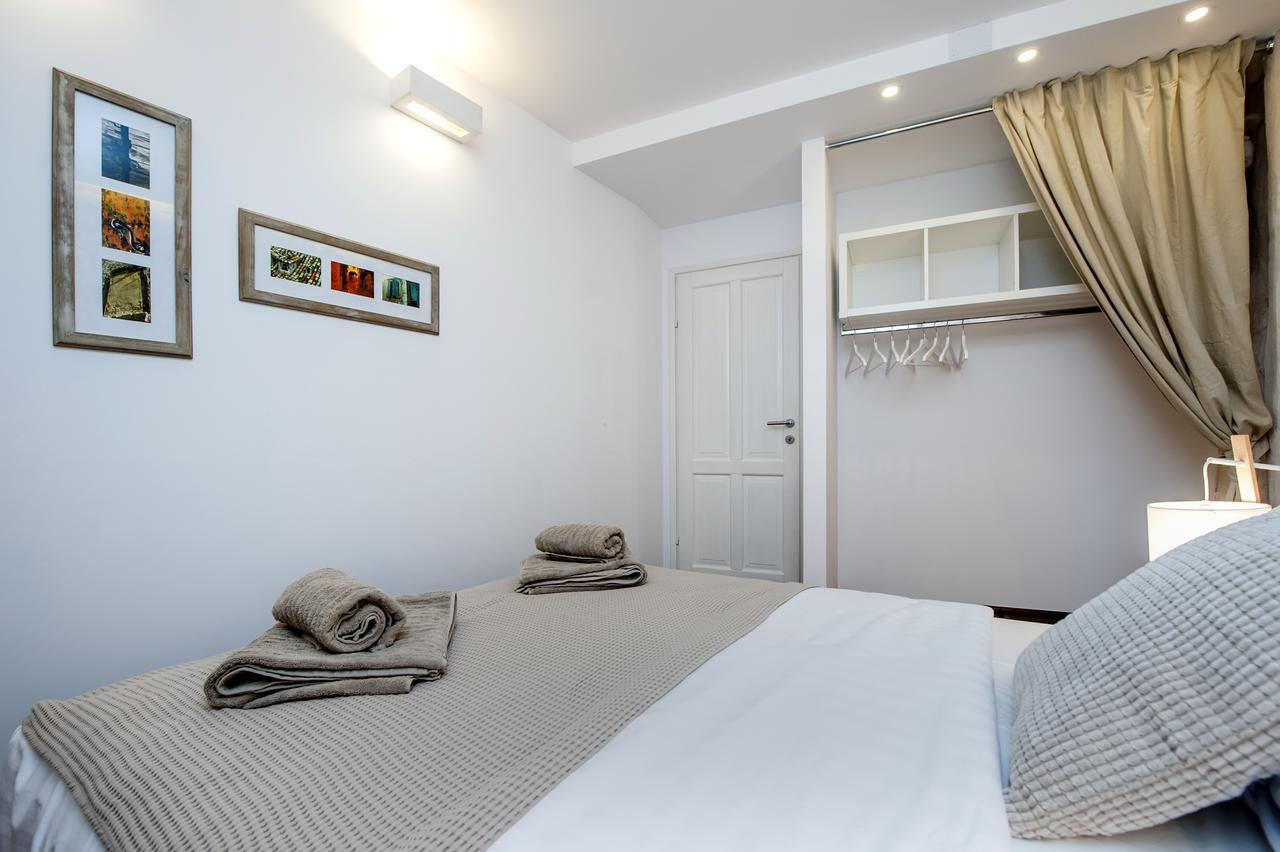 Luna Rooms And Studios روفينج المظهر الخارجي الصورة